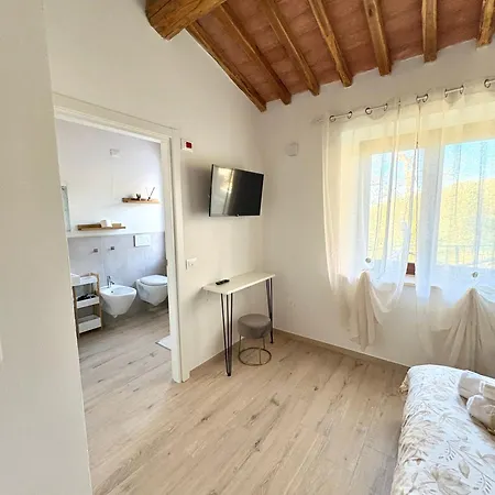 Colle Sereno Farm stay *